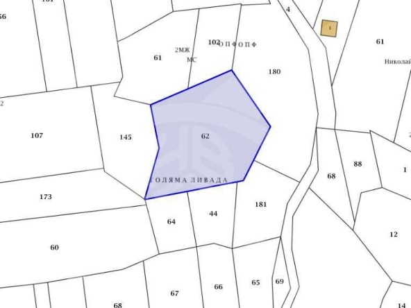 Земеделски имот в с. Извор, Област Пловдив -  кв.м за 26175 €/дка - Снимка #1