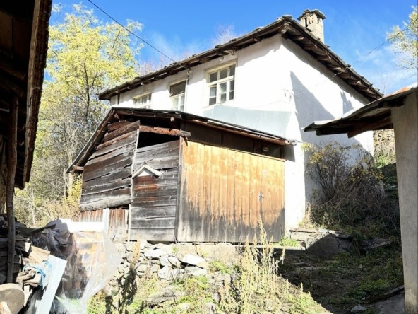 Къща в Чепеларе - 110 кв.м за 116 €/кв.м - Снимка #1