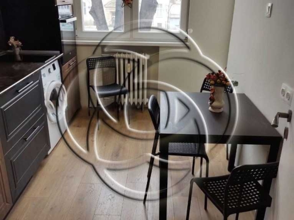 Дава се под наем Двустаен апартамент в София, Център - 72 кв.м за 600 € - Снимка #1