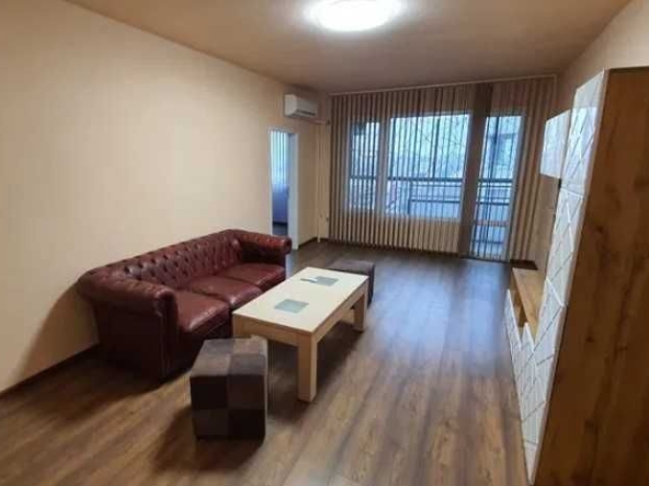 Дава се под наем Тристаен апартамент в Пловдив, Тракия - 90 кв.м за 357 € - Снимка #1