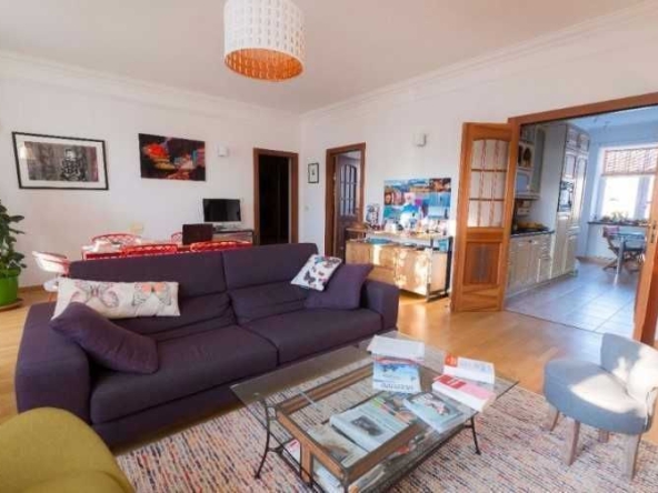 Дава се под наем Двустаен апартамент в София, Център - 55 кв.м за 418.2 € - Снимка #1