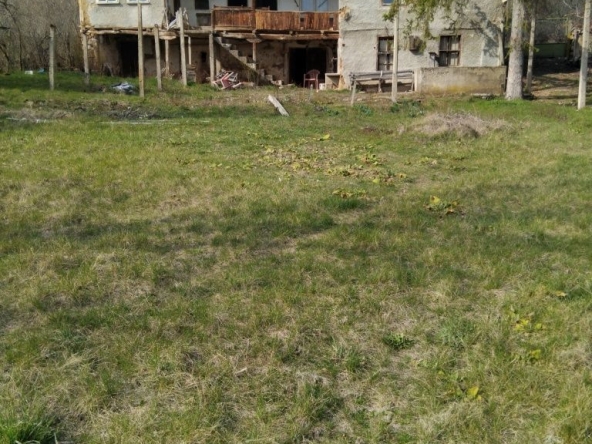 Парцел в с. Таваличево, Област Кюстендил - 904 кв.м за 15 €/кв.м - Снимка #1