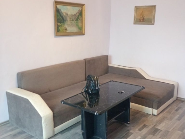 Дава се под наем Двустаен апартамент в Варна, Кайсиева градина - 57 кв.м за 300 € - Снимка #1