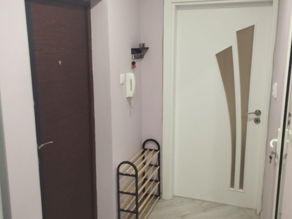 Дава се под наем Двустаен апартамент в Варна, Левски - 40 кв.м за 382.5 € - Снимка #1