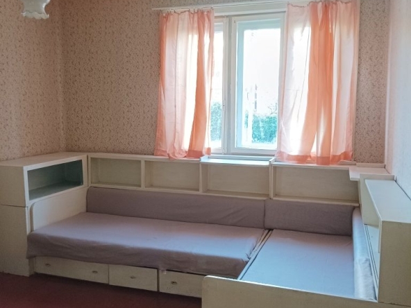 Дава се под наем Двустаен апартамент в Ловеч, Център - 60 кв.м за 127.5 € - Снимка #1