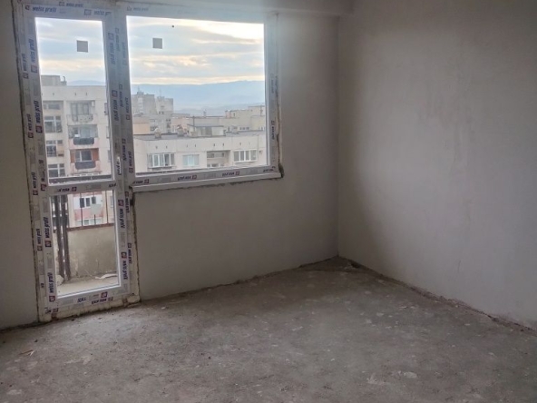 Едностаен апартамент в Радомир - 40 кв.м за 408 €/кв.м - Снимка #1