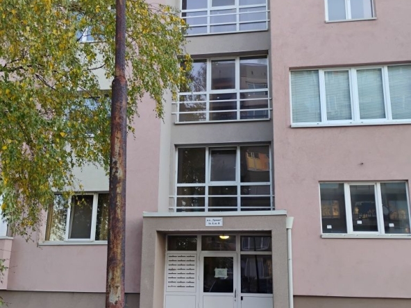 Двустаен апартамент в Перник, Стара Тева - 68 кв.м за 883 €/кв.м - Снимка #1