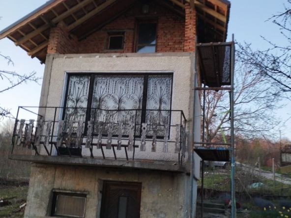 Къща в Русе, в.з. Липака - 27 кв.м за 889 €/кв.м - Снимка #1