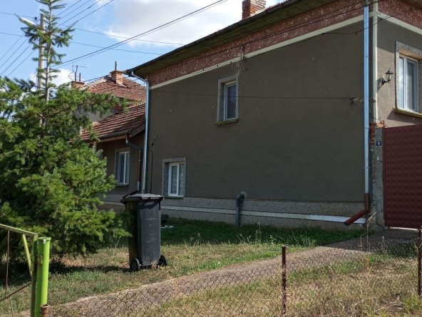 Къща в с. Вълчитрън, Област Плевен - 120 кв.м за 553 €/кв.м - Снимка #1