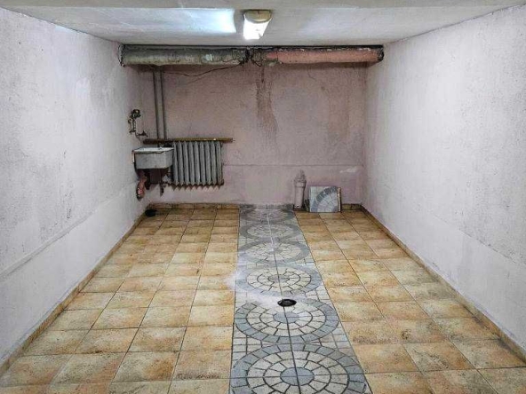 Гараж / Паркомясто в София, Лозенец - 18 кв.м за 2223 €/кв.м - Снимка #1