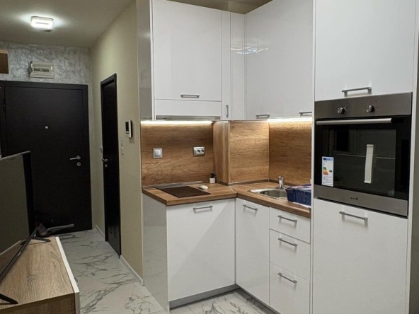 Дава се под наем Едностаен апартамент в Пловдив, Кючук Париж - 20 кв.м за 204 € - Снимка #1