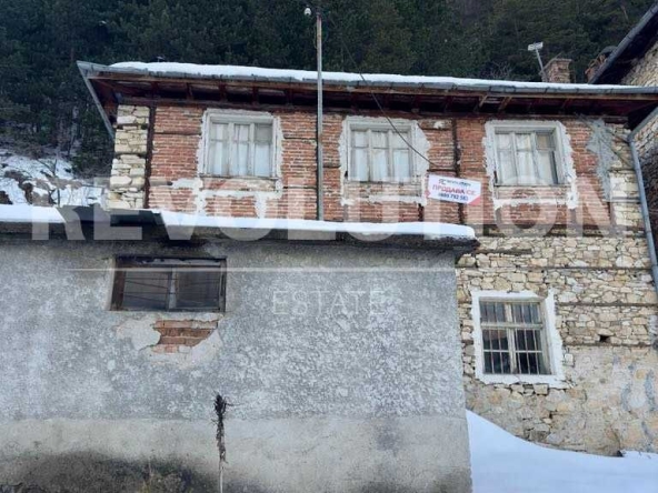 Къща в с. Забърдо, Област Смолян - 75 кв.м за 294 €/кв.м - Снимка #1