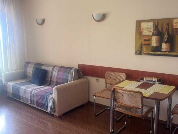 Дава се под наем Двустаен апартамент в Варна, Бриз - 85 кв.м за 400 € - Снимка #1