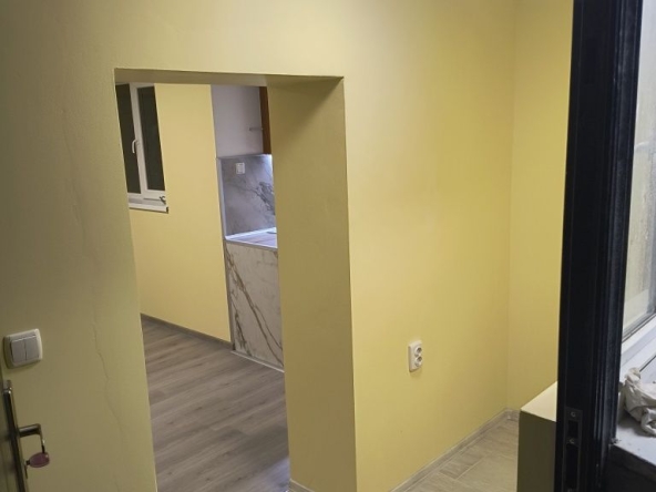 Дава се под наем Двустаен апартамент в Аксаково - 65 кв.м за 306 € - Снимка #1