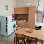 Дава се под наем Етаж от къща в Плевен, Широк център - 100 кв.м за 331.5 € - Снимка #1