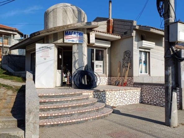 Магазин в Айтос - 120 кв.м за 757 €/кв.м - Снимка #1