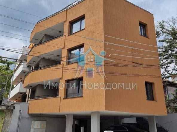 Тристаен апартамент в Шумен, Пазара - 96 кв.м за 1375 €/кв.м - Снимка #1