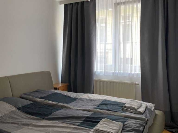 Дава се под наем Двустаен апартамент в София, Зона Б-5 - 70 кв.м за 561 € - Снимка #1