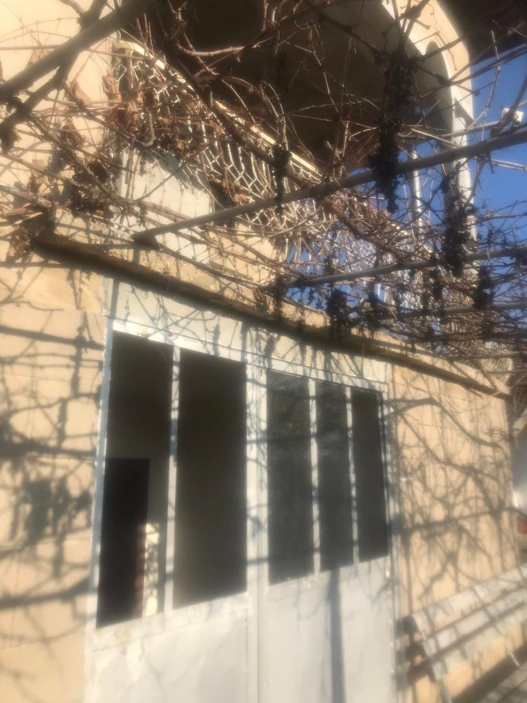 Къща в София, Студентски град - 120 кв.м за 125 €/кв.м - Снимка #1