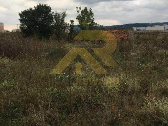 Парцел в Радомир - 6020 кв.м за 18 €/кв.м - Снимка #1