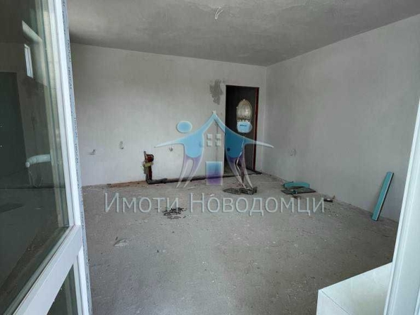 Тристаен апартамент в Шумен, Пазара - 86 кв.м за 1038 €/кв.м - Снимка #1