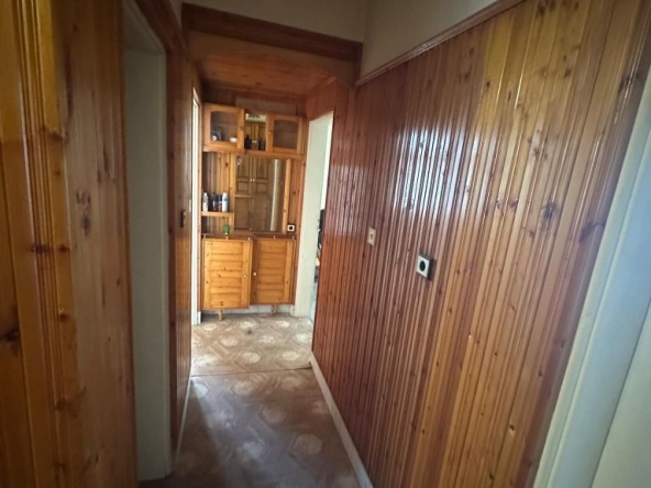 Дава се под наем Тристаен апартамент в Димитровград - 86 кв.м за 204 € - Снимка #1