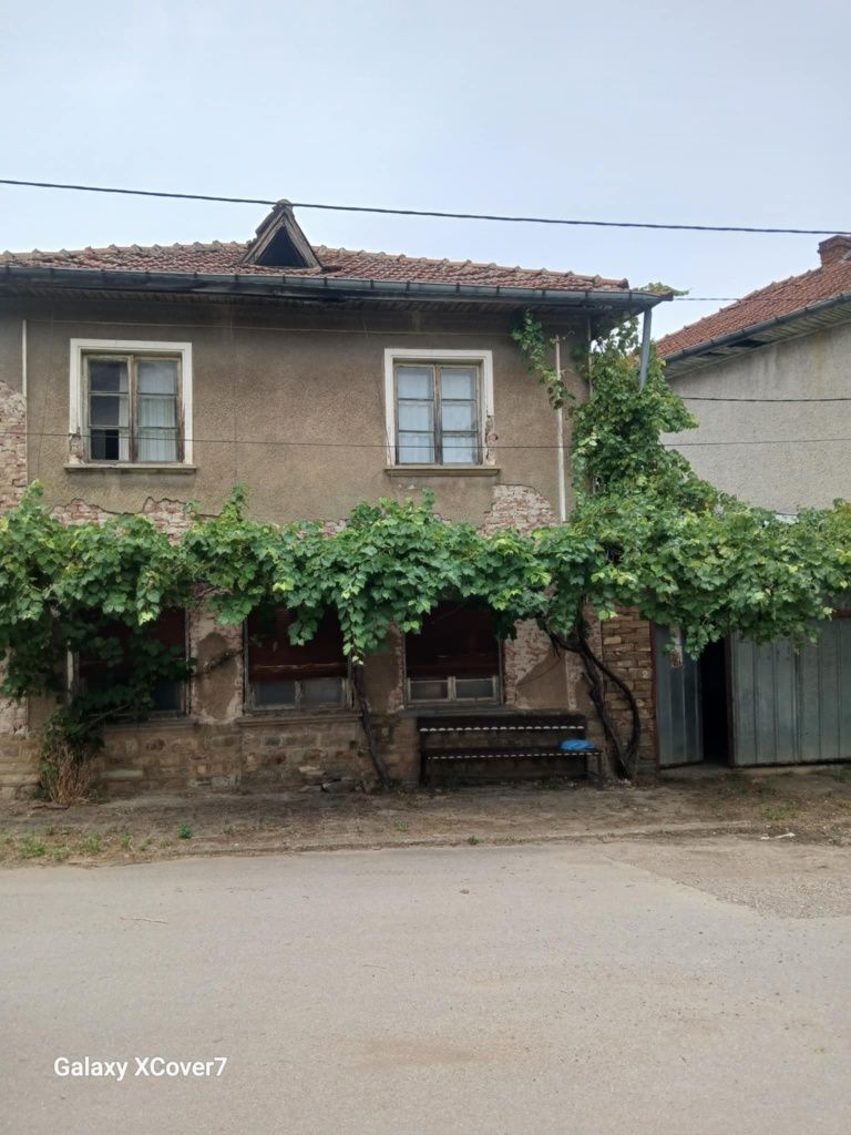 Къща в с. Ряховците, Област Габрово - 1 кв.м за 51000 €/кв.м - Снимка #1