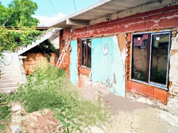 Къща в София, Факултета - 90 кв.м за 1378 €/кв.м - Снимка #1