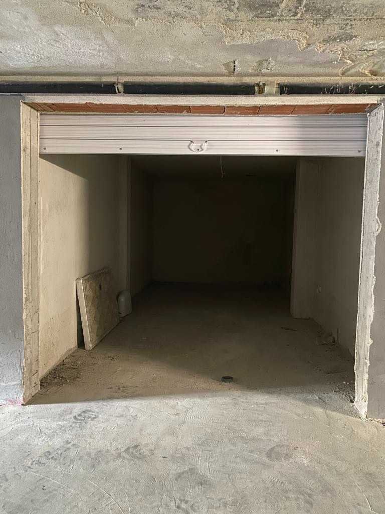 Дава се под наем Гараж / Паркомясто в с. Лозенец, Област Бургас - 35 кв.м за 2040 € - Снимка #1