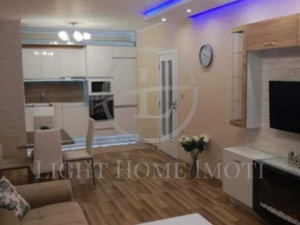 Двустаен апартамент в Пловдив, Тракия - 75 кв.м за 2314 €/кв.м - Снимка #1