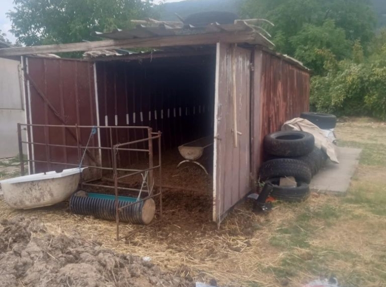 Гараж / Паркомясто в Асеновград - 15 кв.м за 17 €/кв.м - Снимка #1