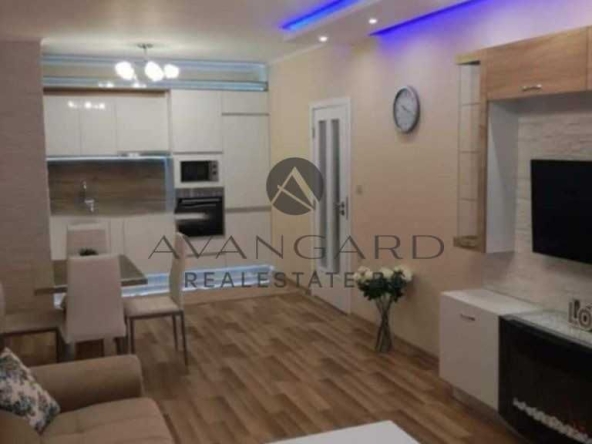 Двустаен апартамент в Пловдив, Тракия - 75 кв.м за 2314 €/кв.м - Снимка #1