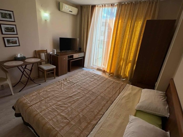 Дава се под наем Едностаен апартамент в к.к. Слънчев бряг - 36 кв.м за 204 € - Снимка #1