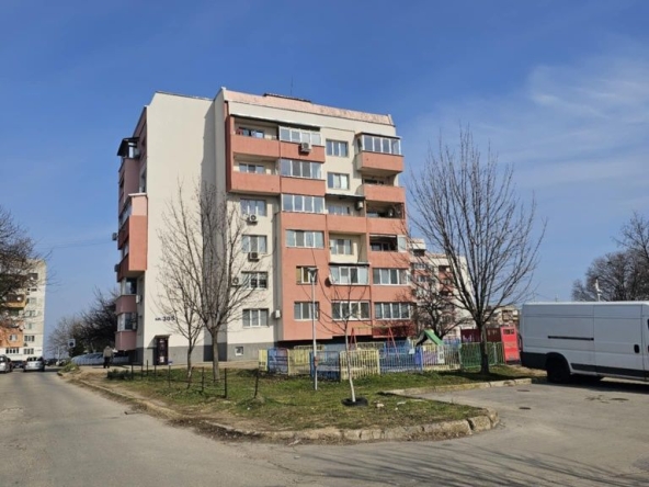 Двустаен апартамент в Русе, Център - 60 кв.м за 1384 €/кв.м - Снимка #1