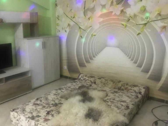 Дава се под наем Едностаен апартамент в София, Център - 32 кв.м за 325 € - Снимка #1