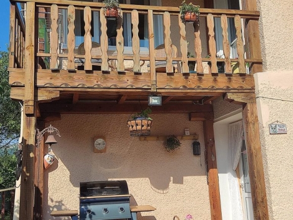 Къща в с. Янтра, Област Габрово - 182 кв.м за 990 €/кв.м - Снимка #1