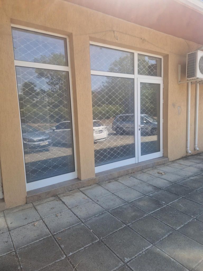 Магазин в Сливен, Българка - 56 кв.м за 820 €/кв.м - Снимка #1