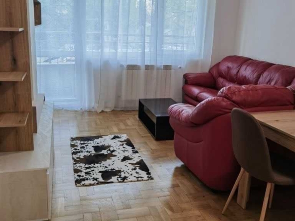 Дава се под наем Двустаен апартамент в София, Слатина - 70 кв.м за 562 € - Снимка #1