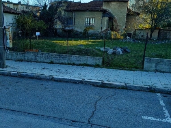 Парцел в Берковица - 480 кв.м за 255 €/кв.м - Снимка #1