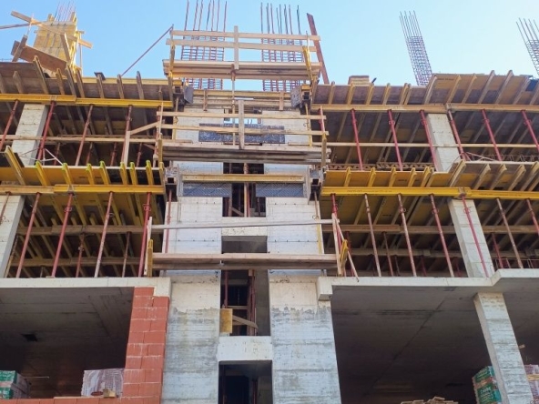 Двустаен апартамент в Бургас, Меден рудник - зона А - 62 кв.м за 2151 €/кв.м - Снимка #1