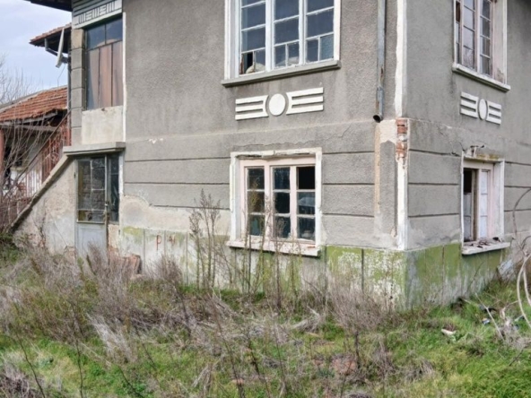 Къща в с. Априлово, Област Стара Загора - 140 кв.м за 53 €/кв.м - Снимка #1