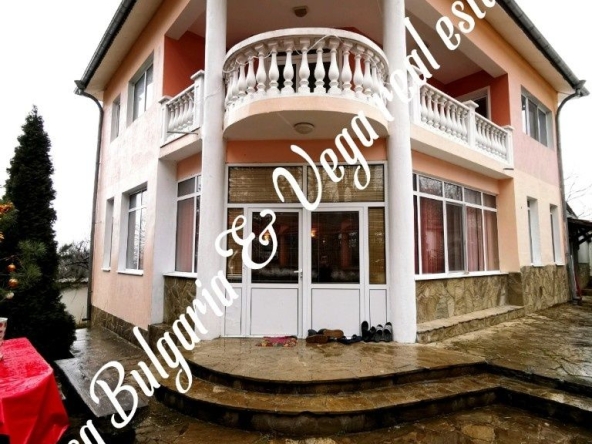 Къща в Велико Търново, Бузлуджа - 230 кв.м за 454 €/кв.м - Снимка #1