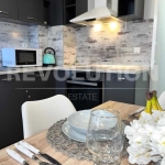 Дава се под наем Двустаен апартамент в Варна, Център - 55 кв.м за 510 € - Снимка #1