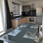 Дава се под наем Двустаен апартамент в Пловдив, Кършияка - 64 кв.м за 284.07 € - Снимка #1