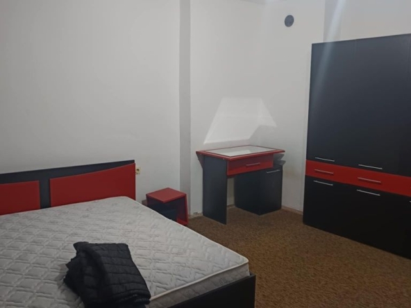 Дава се под наем Двустаен апартамент в Златоград - 50 кв.м за 204 € - Снимка #1