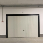 Дава се под наем Гараж / Паркомясто в София, Връбница 1 - 20 кв.м за 109.65 € - Снимка #1