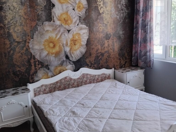 Дава се под наем Четиристаен апартамент в Варна, Колхозен пазар - 118 кв.м за 408 € - Снимка #1