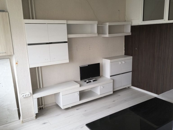 Дава се под наем Двустаен апартамент в София, Надежда 4 - 48 кв.м за 458.49 € - Снимка #1