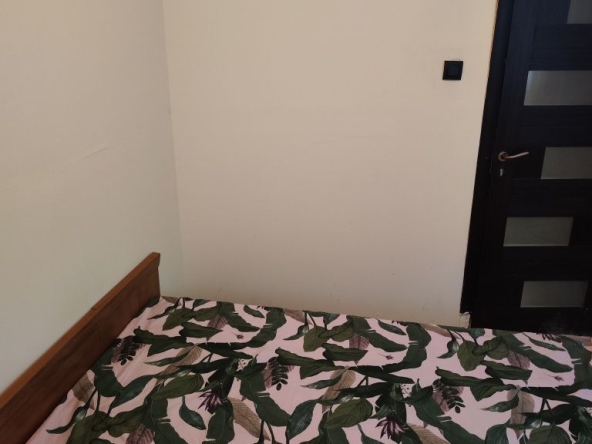 Дава се под наем  в София, в.з. Бояна - 20 кв.м за 298.86 € - Снимка #1