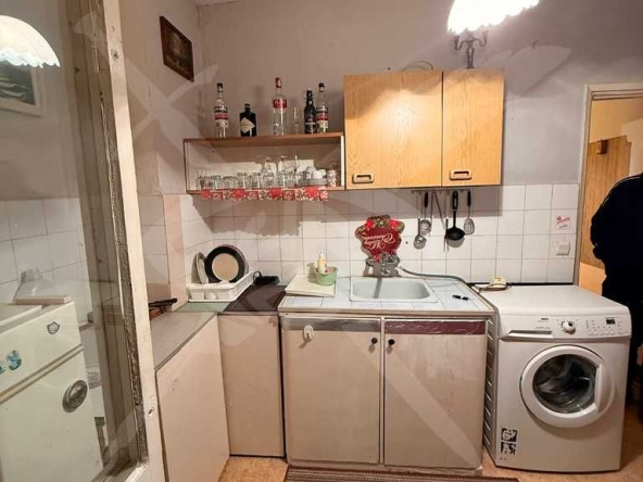 Дава се под наем Двустаен апартамент в Варна, Погреби - 45 кв.м за 323.85 € - Снимка #1